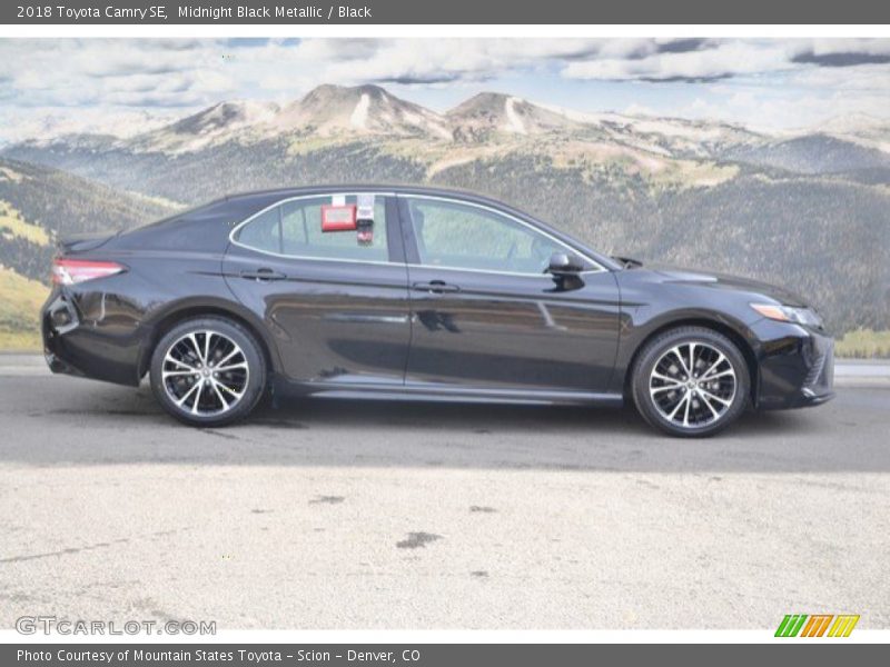 Midnight Black Metallic / Black 2018 Toyota Camry SE