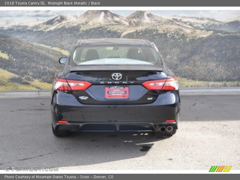 Midnight Black Metallic / Black 2018 Toyota Camry SE