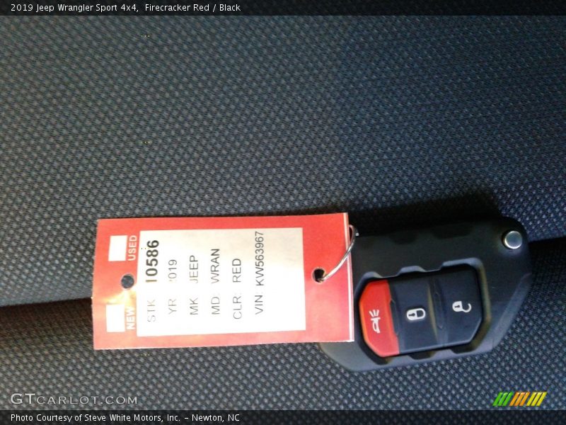Firecracker Red / Black 2019 Jeep Wrangler Sport 4x4