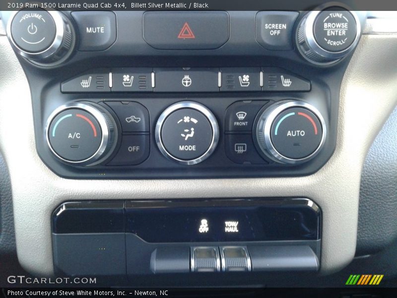 Billett Silver Metallic / Black 2019 Ram 1500 Laramie Quad Cab 4x4