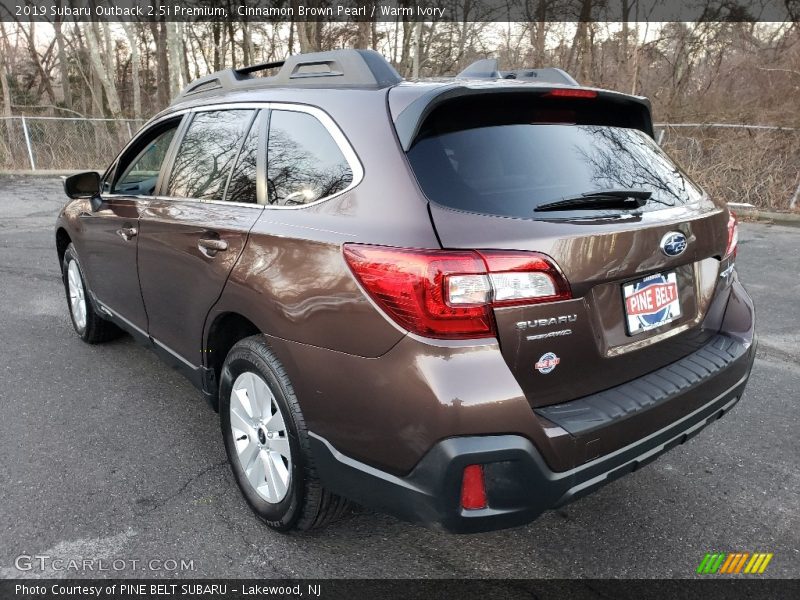 Cinnamon Brown Pearl / Warm Ivory 2019 Subaru Outback 2.5i Premium