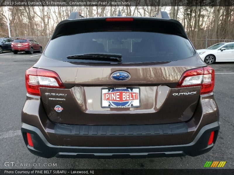 Cinnamon Brown Pearl / Warm Ivory 2019 Subaru Outback 2.5i Premium