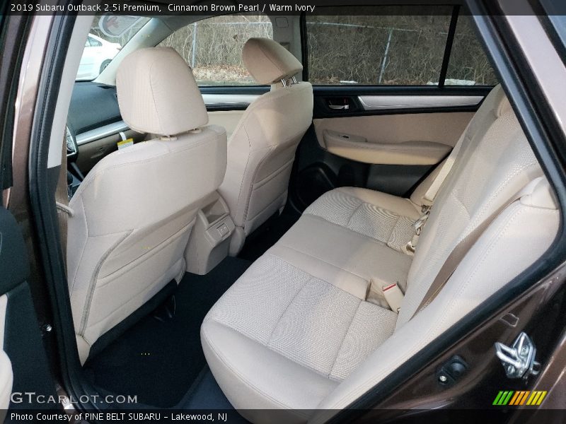 Cinnamon Brown Pearl / Warm Ivory 2019 Subaru Outback 2.5i Premium