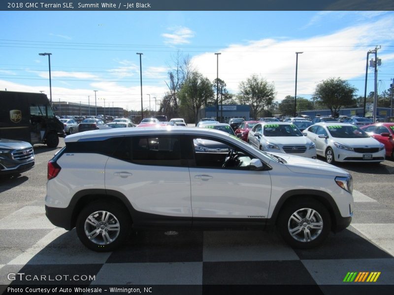 Summit White / ­Jet Black 2018 GMC Terrain SLE