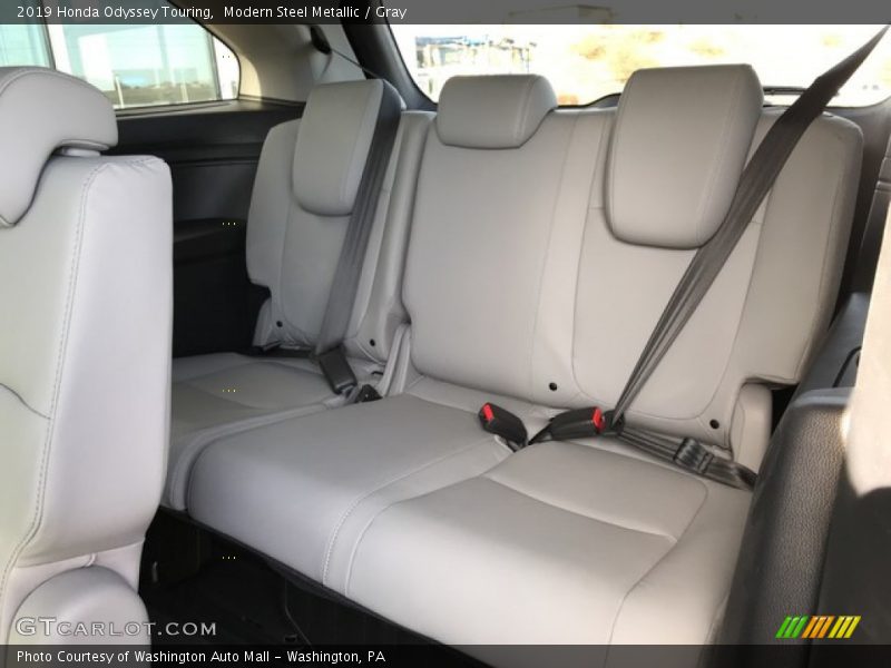 Modern Steel Metallic / Gray 2019 Honda Odyssey Touring