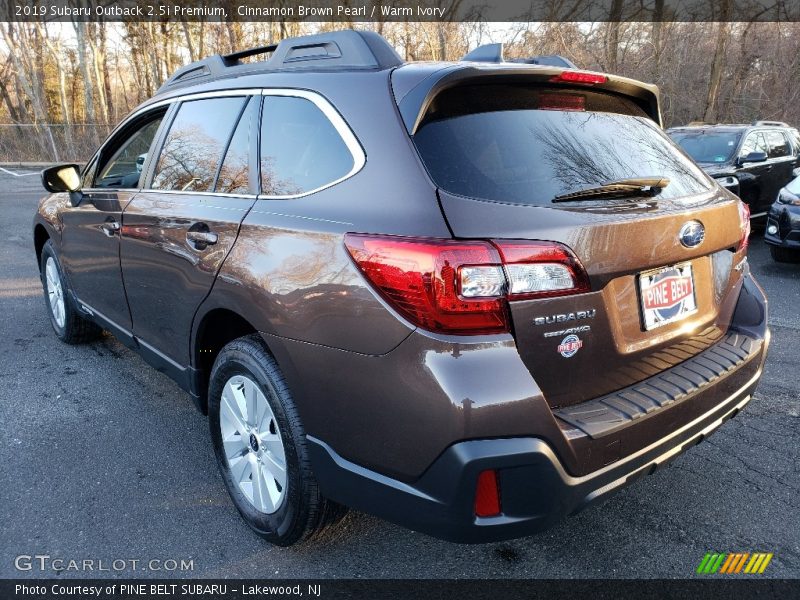 Cinnamon Brown Pearl / Warm Ivory 2019 Subaru Outback 2.5i Premium
