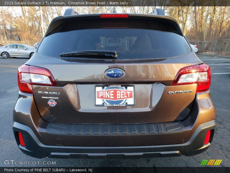 Cinnamon Brown Pearl / Warm Ivory 2019 Subaru Outback 2.5i Premium