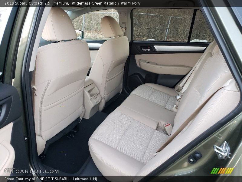 Wilderness Green Metallic / Warm Ivory 2019 Subaru Outback 2.5i Premium
