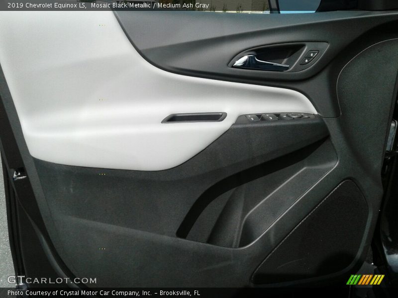 Mosaic Black Metallic / Medium Ash Gray 2019 Chevrolet Equinox LS