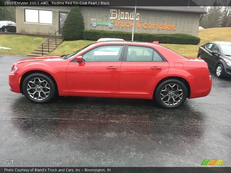 Redline Red Tri-Coat Pearl / Black 2016 Chrysler 300 S AWD