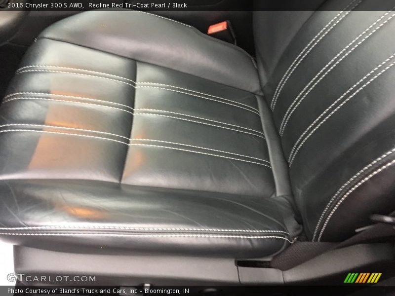 Redline Red Tri-Coat Pearl / Black 2016 Chrysler 300 S AWD
