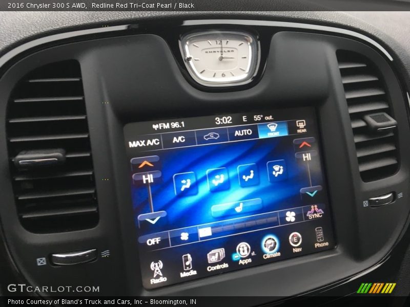 Redline Red Tri-Coat Pearl / Black 2016 Chrysler 300 S AWD