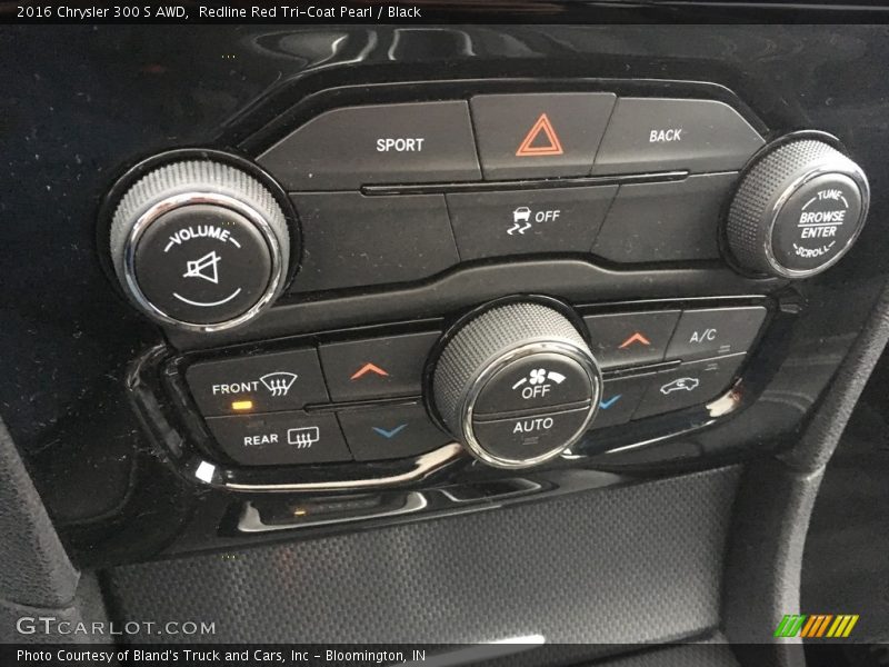 Redline Red Tri-Coat Pearl / Black 2016 Chrysler 300 S AWD