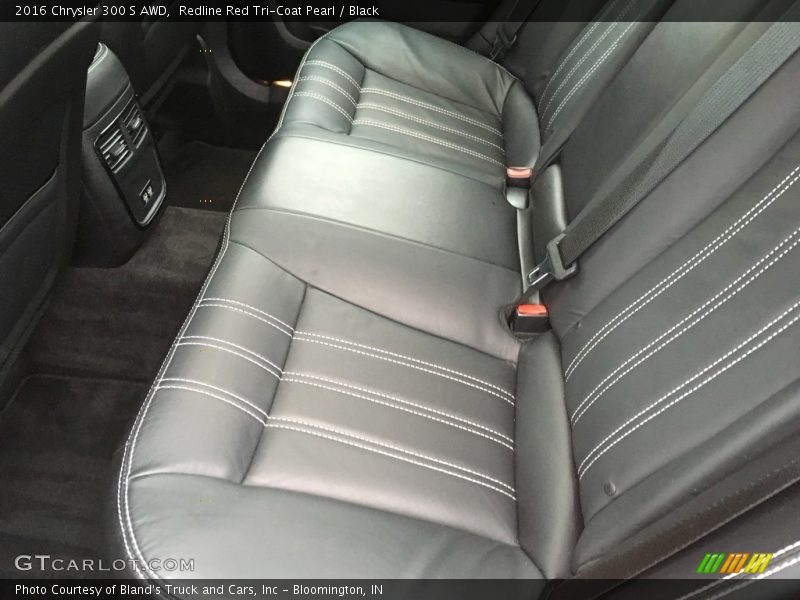 Redline Red Tri-Coat Pearl / Black 2016 Chrysler 300 S AWD