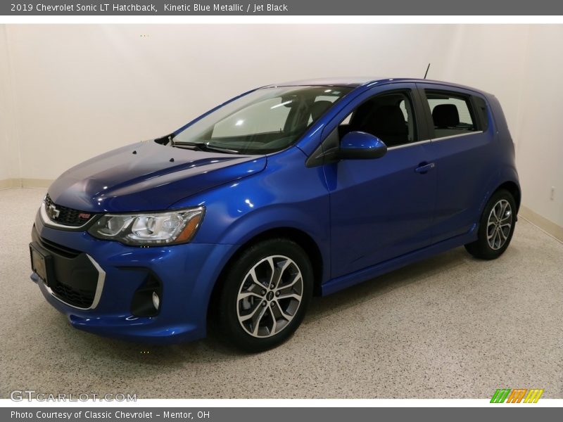 Kinetic Blue Metallic / Jet Black 2019 Chevrolet Sonic LT Hatchback