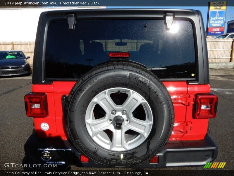 Firecracker Red / Black 2019 Jeep Wrangler Sport 4x4