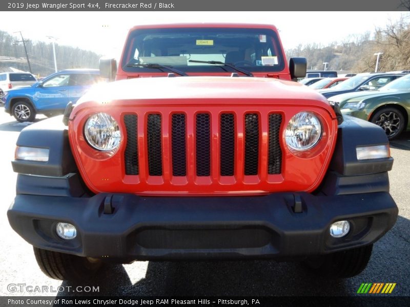 Firecracker Red / Black 2019 Jeep Wrangler Sport 4x4