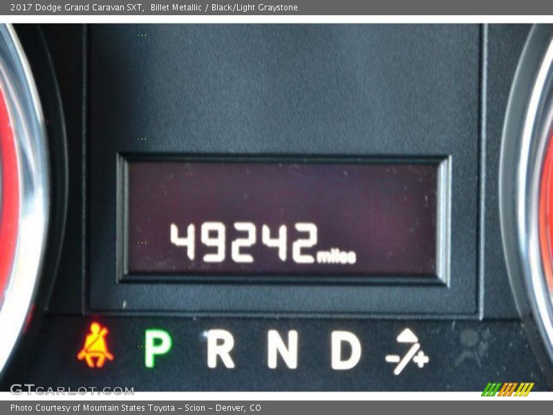 Billet Metallic / Black/Light Graystone 2017 Dodge Grand Caravan SXT