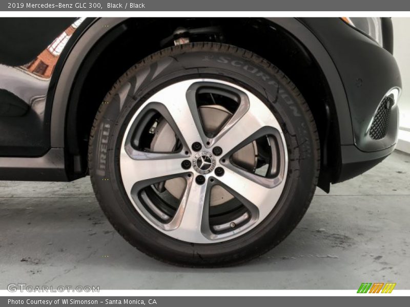 Black / Black 2019 Mercedes-Benz GLC 300