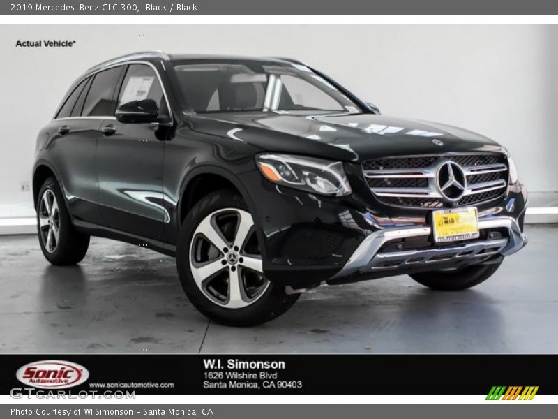 Black / Black 2019 Mercedes-Benz GLC 300