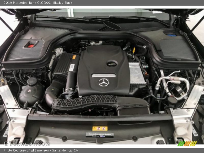 Black / Black 2019 Mercedes-Benz GLC 300