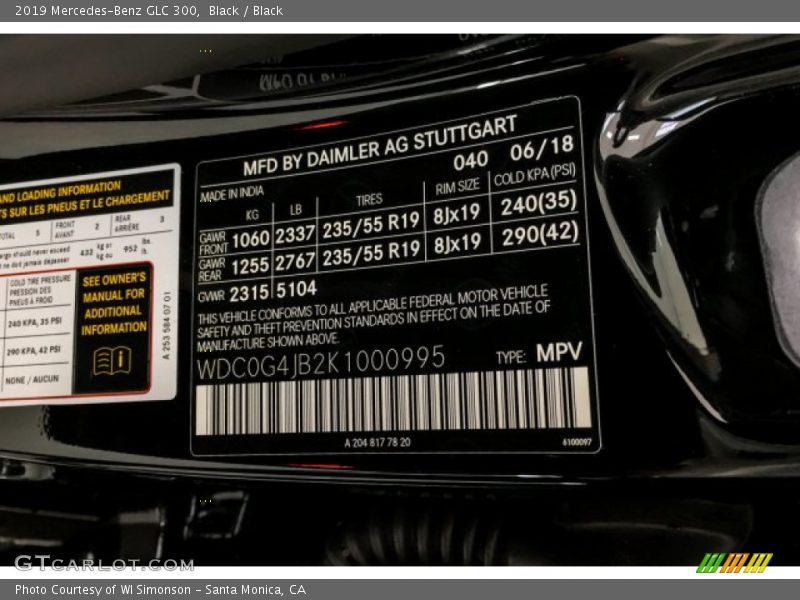 Black / Black 2019 Mercedes-Benz GLC 300