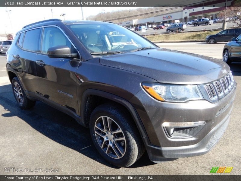 Granite Crystal Metallic / Black/Ski Gray 2018 Jeep Compass Latitude 4x4