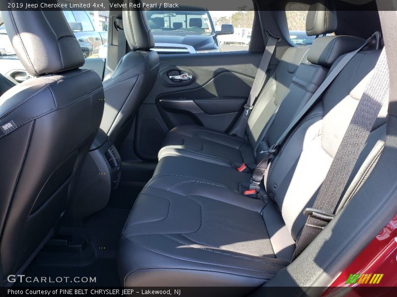 Velvet Red Pearl / Black 2019 Jeep Cherokee Limited 4x4