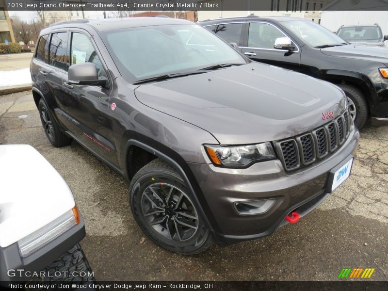 Granite Crystal Metallic / Black 2019 Jeep Grand Cherokee Trailhawk 4x4