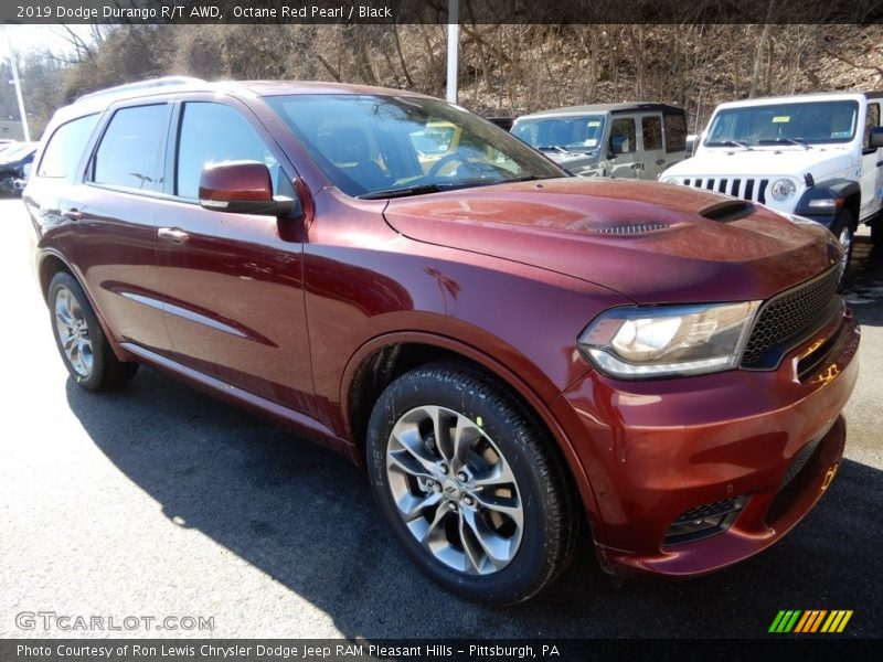 Front 3/4 View of 2019 Durango R/T AWD