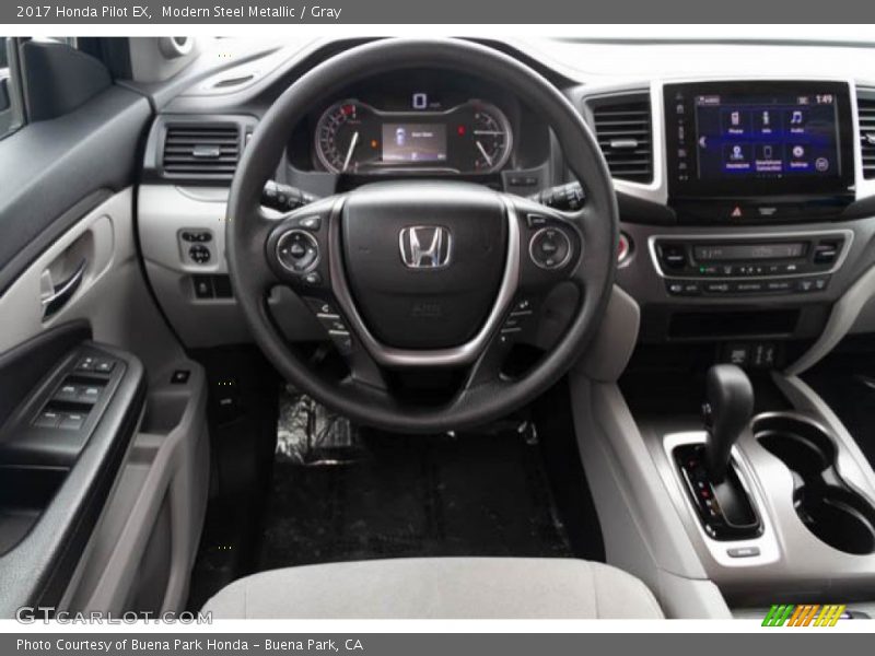 Modern Steel Metallic / Gray 2017 Honda Pilot EX