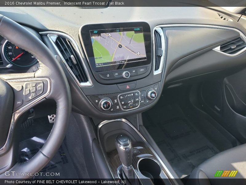Iridescent Pearl Tricoat / Jet Black 2016 Chevrolet Malibu Premier