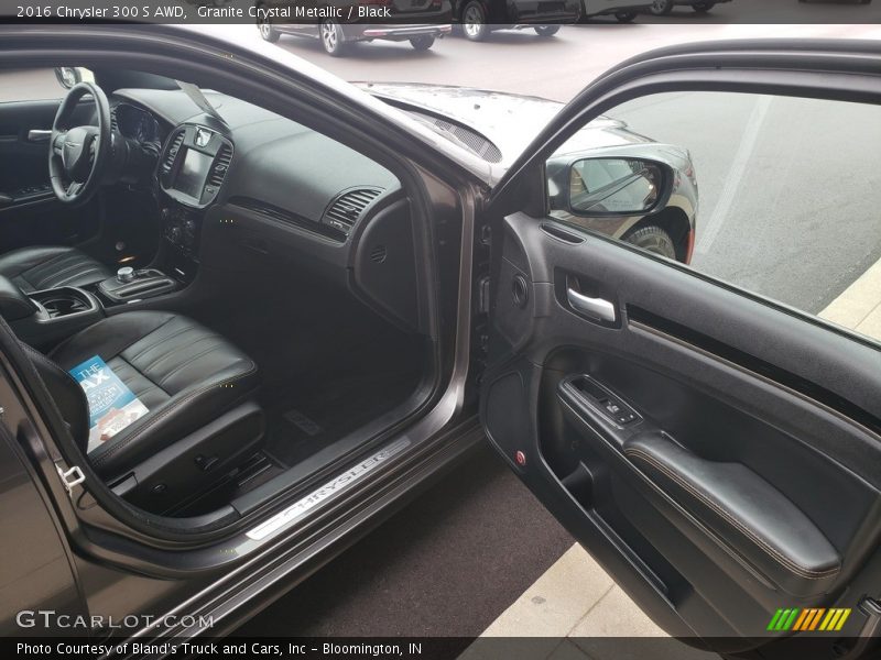 Granite Crystal Metallic / Black 2016 Chrysler 300 S AWD