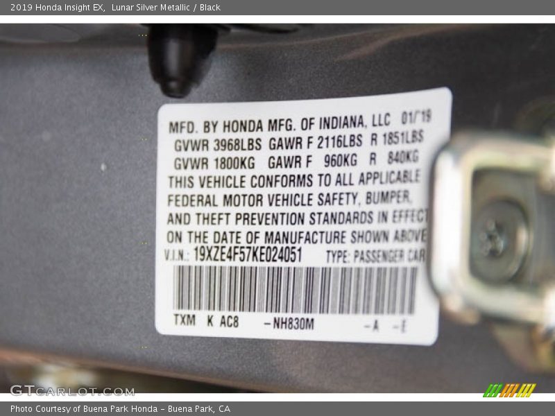 Lunar Silver Metallic / Black 2019 Honda Insight EX