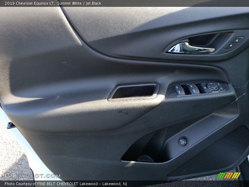 Summit White / Jet Black 2019 Chevrolet Equinox LT