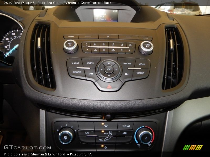 Baltic Sea Green / Chromite Gray/Charcoal Black 2019 Ford Escape S