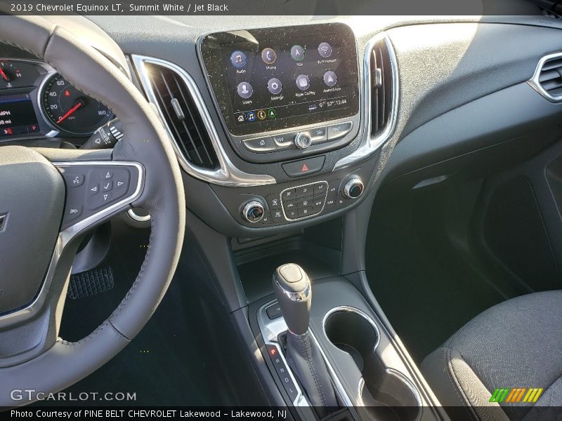 Summit White / Jet Black 2019 Chevrolet Equinox LT