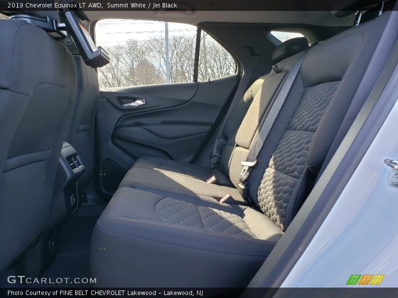 Summit White / Jet Black 2019 Chevrolet Equinox LT AWD