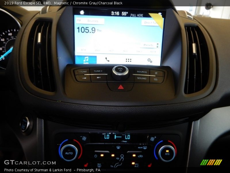 Magnetic / Chromite Gray/Charcoal Black 2019 Ford Escape SEL 4WD