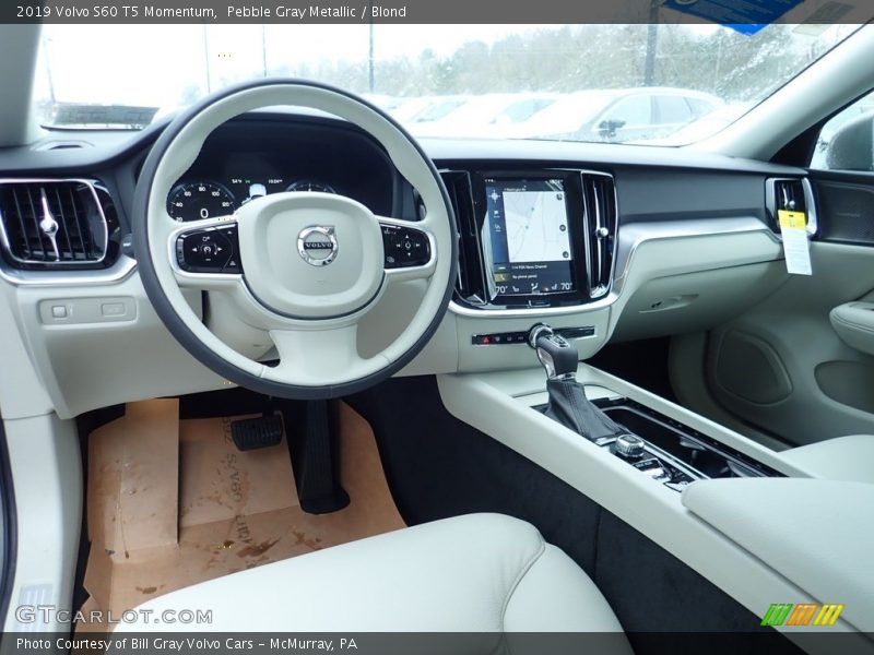  2019 S60 T5 Momentum Blond Interior