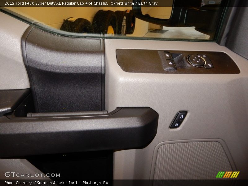 Oxford White / Earth Gray 2019 Ford F450 Super Duty XL Regular Cab 4x4 Chassis