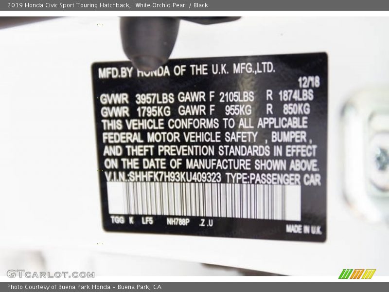 White Orchid Pearl / Black 2019 Honda Civic Sport Touring Hatchback