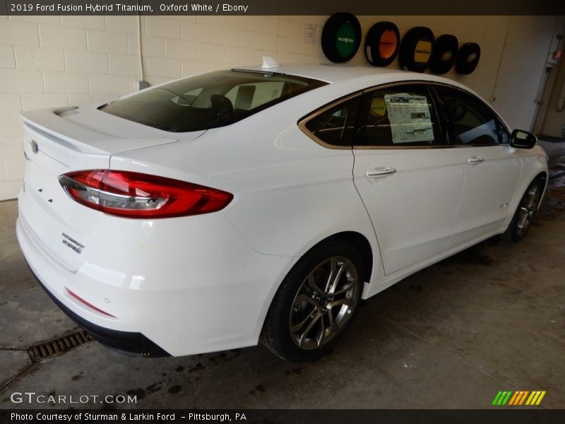 Oxford White / Ebony 2019 Ford Fusion Hybrid Titanium