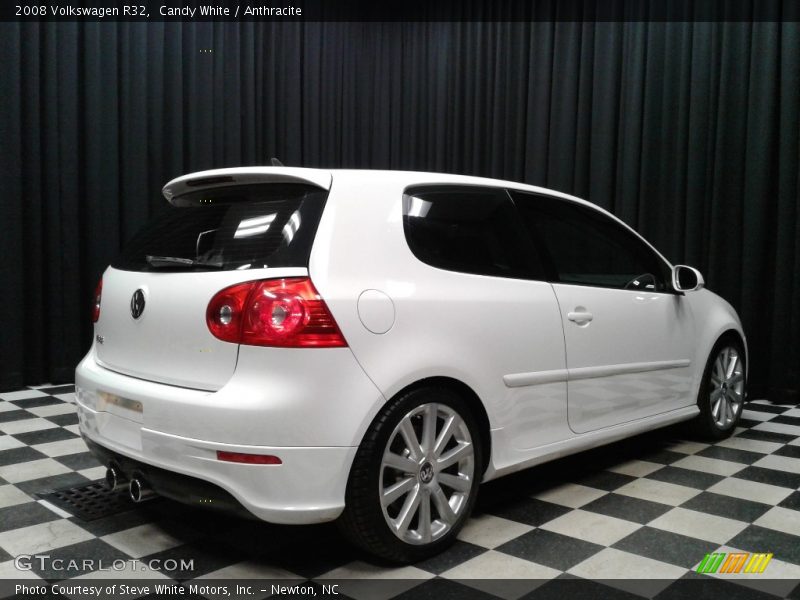 Candy White / Anthracite 2008 Volkswagen R32