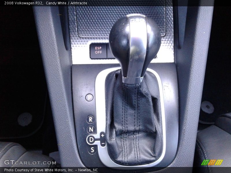 Candy White / Anthracite 2008 Volkswagen R32