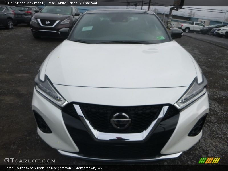 Pearl White Tricoat / Charcoal 2019 Nissan Maxima SR