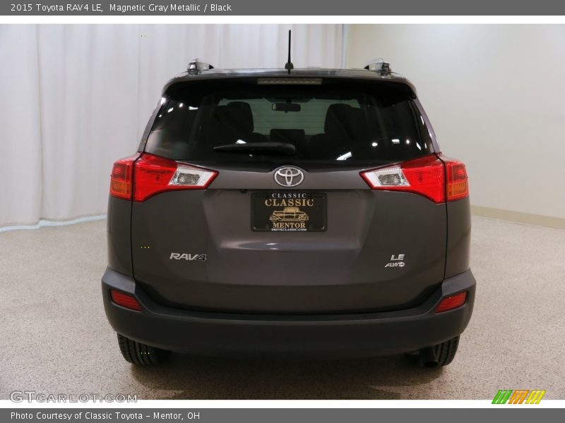 Magnetic Gray Metallic / Black 2015 Toyota RAV4 LE