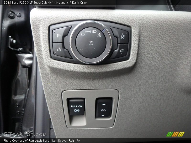 Controls of 2019 F150 XLT SuperCab 4x4