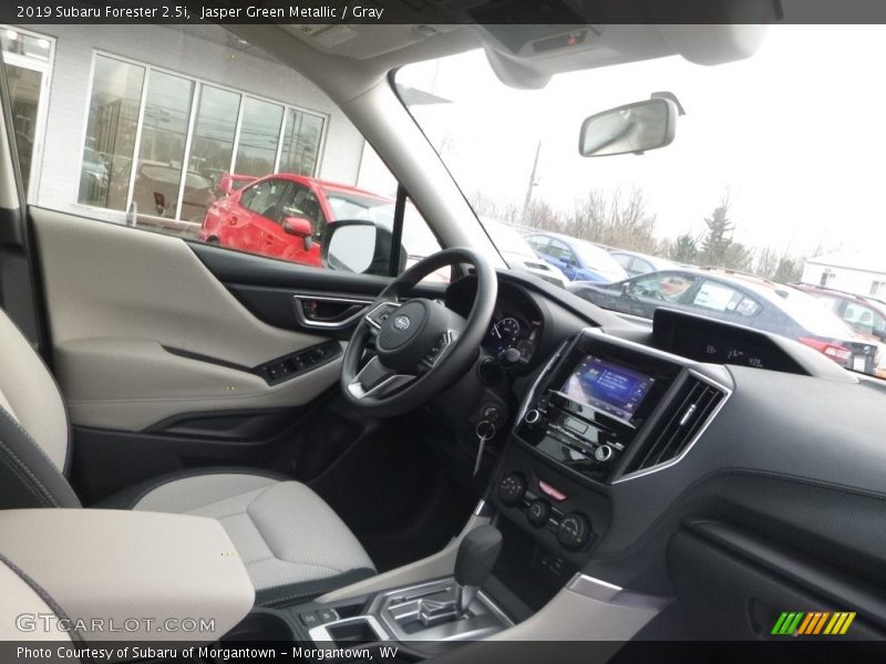 Jasper Green Metallic / Gray 2019 Subaru Forester 2.5i