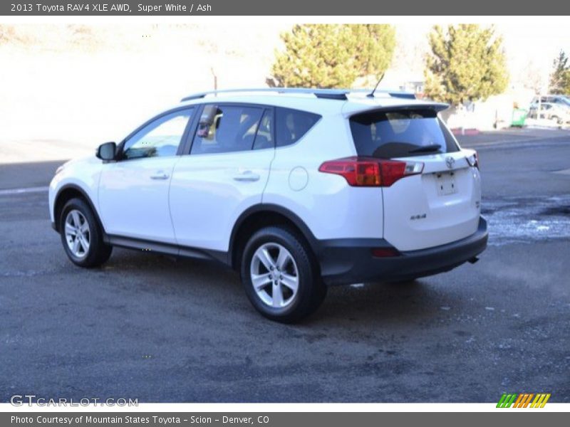 Super White / Ash 2013 Toyota RAV4 XLE AWD